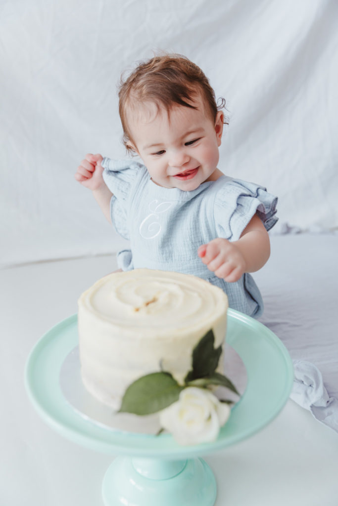 Maidstone cake smash photographer