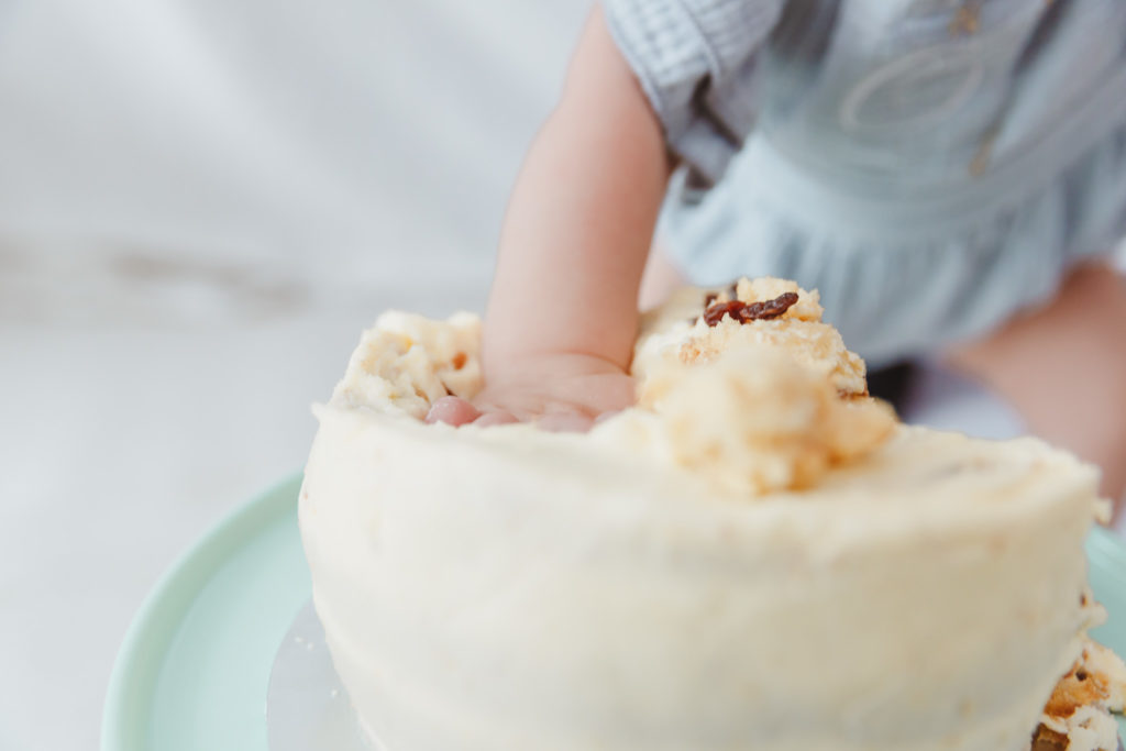 Maidstone cake smash photographer