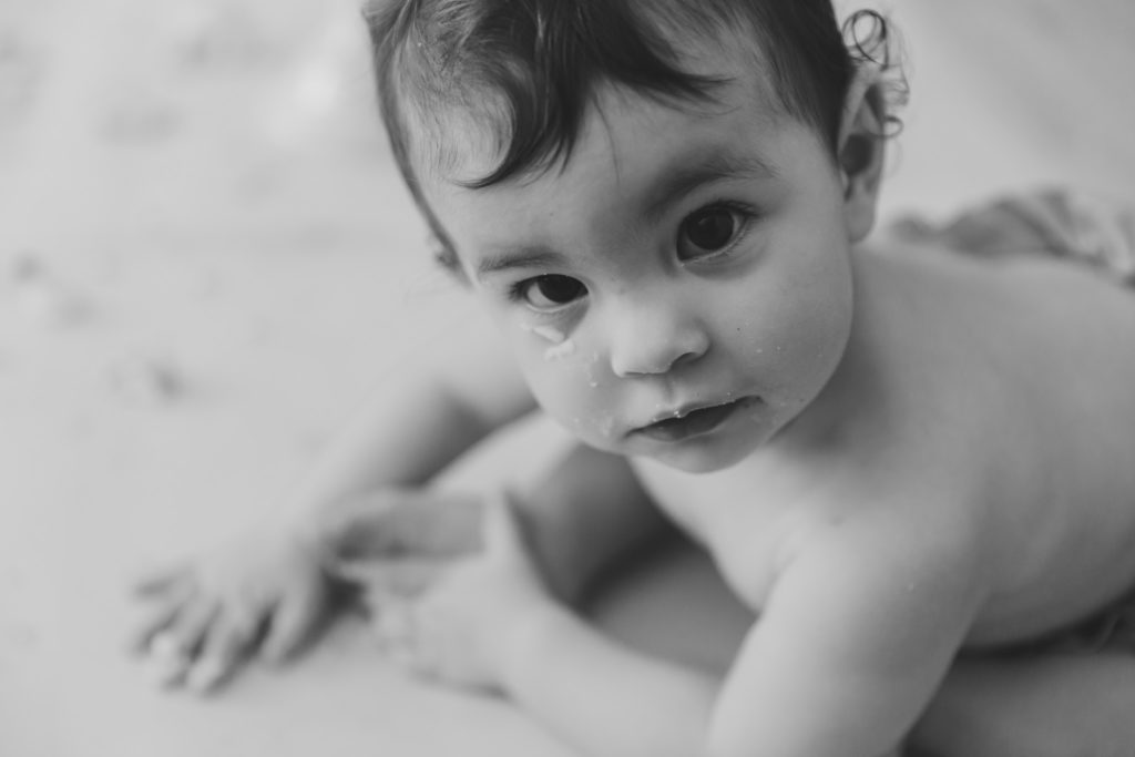 Cake smash photographer in Maidstone