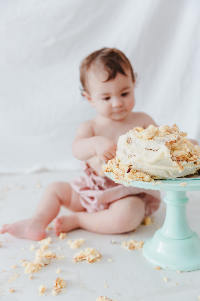 Cake smash photographer in Maidstone Kent