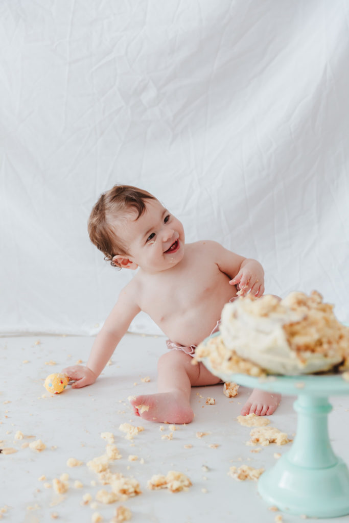 Kent cake smash photographer